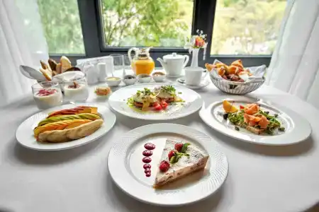 Crowne Plaza - Borjomi, An Ihg - 29