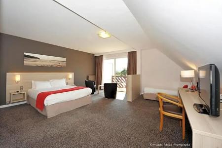Best Western Plus Le Roof Vannes Bord De Mer - 57
