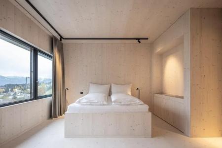 The Hide Flims - 86