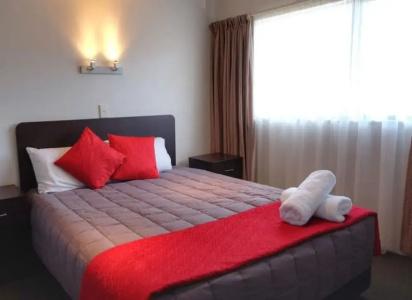 Marksman Motor Inn - 19