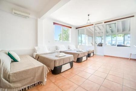 Sandy Beach Studios - 141