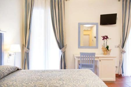 Blu Laconia Village - 41
