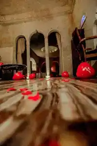 Oread Cave Suites - 379