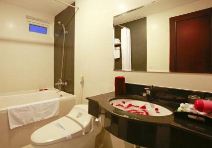 Serene Shining & Spa - 3
