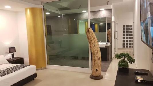 East Suites - 106