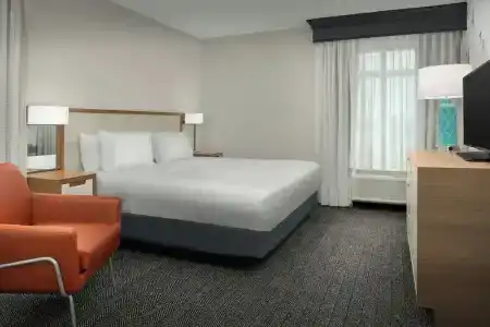 Courtyard Virginia Beach Oceanfront / North 37th Street - 86