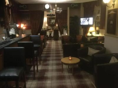 Brookside & Restaurant - 38