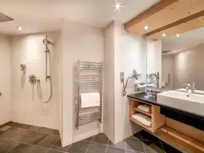 Mercure Chamonix Centre - 10