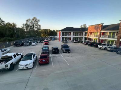 Americas Best Value Inn & Suites Kingwood Iah Airport - 12