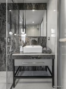 Serenity Suites - 111