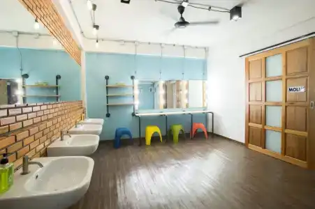 Vestique hostel - 13