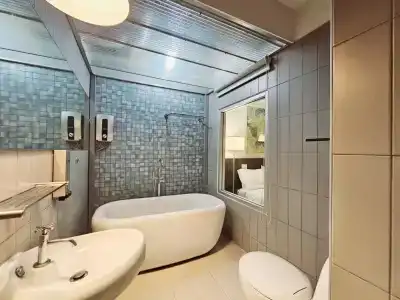The Studio at Sathorn Terrace - 43