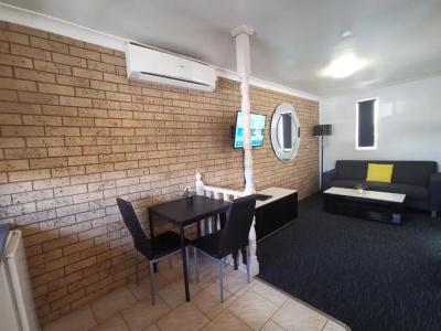 Leichhardt Motor Inn - 59