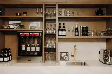 Bryggjan Boutique - 5