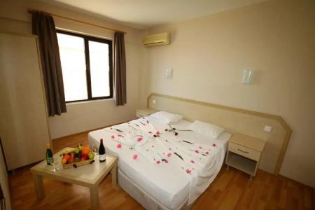 Tuntas Suites Altinkum - 37