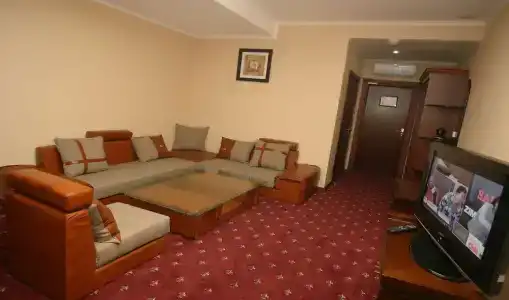 Zargaron Plaza - 105