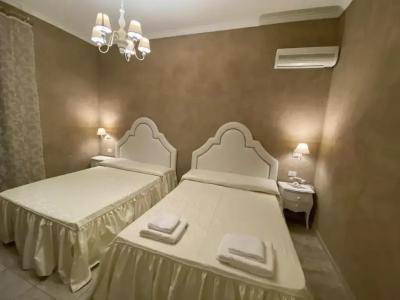 Boutique Calais Milano - 64