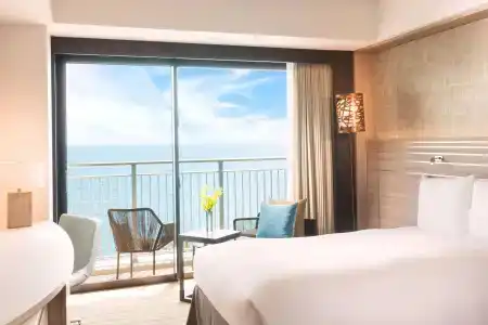DoubleTree by Hilton Okinawa Chatan Resort - 15