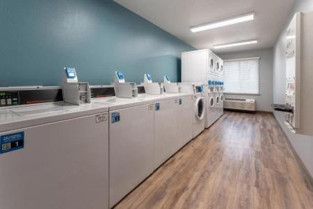 Woodspring Suites West In Qd - 10