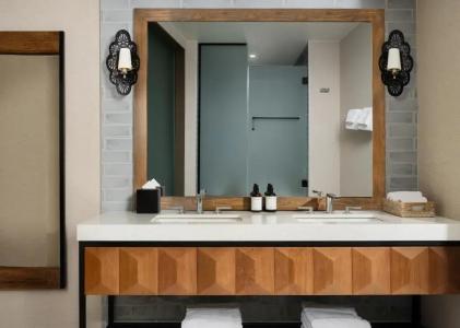 Marriott Plaza San Antonio - 30