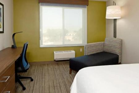 Holiday Inn Express South, An Ihg - 23