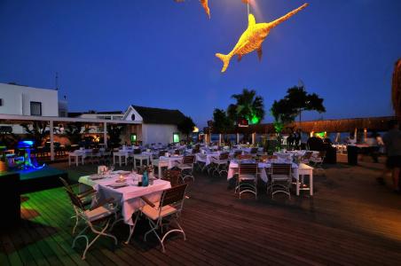 Kefi Beach & Suites - 20