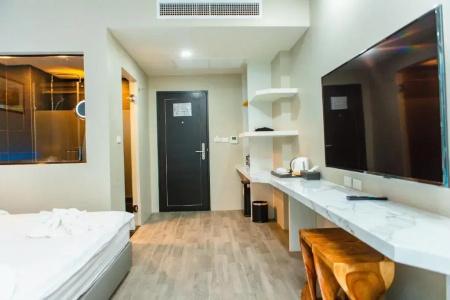 Triple L Patong Beach Phuket - 110