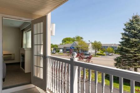 Ogunquit and Suites - 19