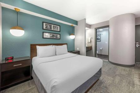 Sleep Inn Miami Airport - 29