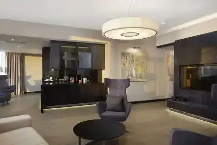 Hilton Tallinn Park - 6