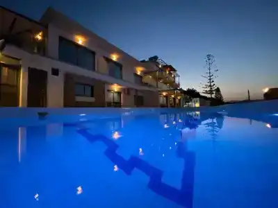 Ostria - 8