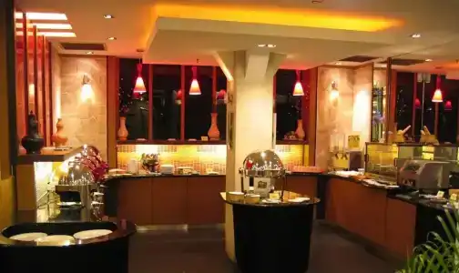 Ritz Garden - 17