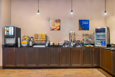 Comfort Inn - 11