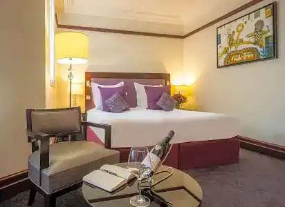 Hôtel Pont Royal - 46