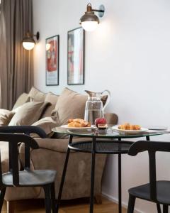 Kin Athens - 71