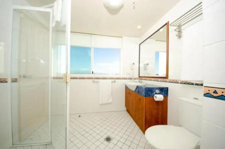 Crystal Bay On The Broadwater - 102