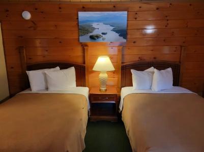 Lake Crest Inn - 80