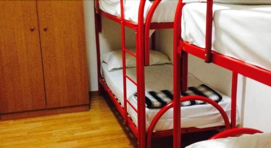 Two Ducks Hostel - 10