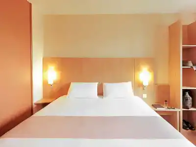 ibis Grenoble Gare - 1