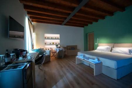 Massimago Wine Suites - 22