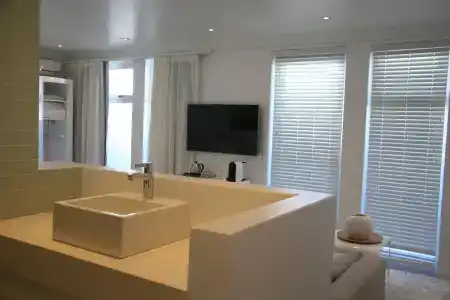 Swakopmund Luxury Suites - 7