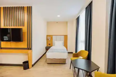 Best Western Plus - 26