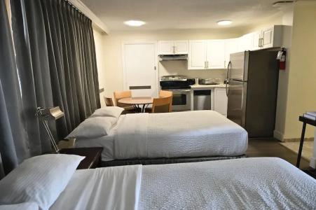 Divya Sutra Suites on Robson Downtown - 101