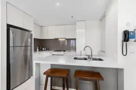 Ultra Broadbeach - 44