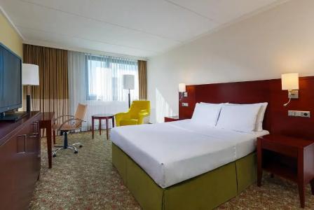 Courtyard by Marriott Düsseldorf Seestern - 22