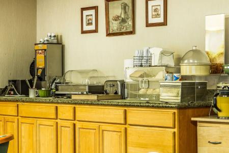Quality Inn & Suites - 19