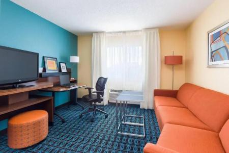 Fairfield Inn & Suites - 21