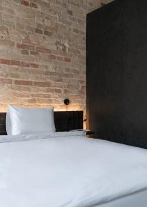 Globe Runner Hostel - 86