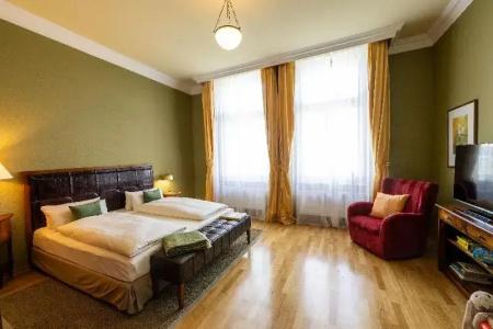 Louisa's Place - 174