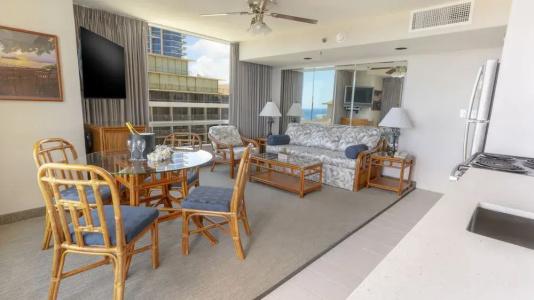 Imperial Hawaii Resort - 88